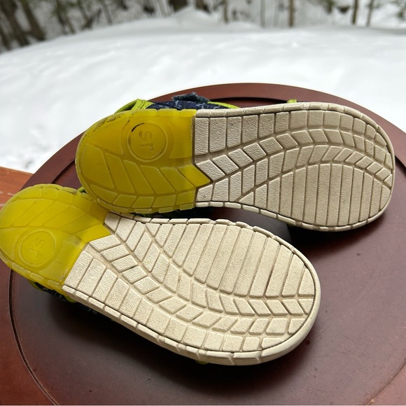 Stride Rite Shark Light-Up Sandals | Boys Size 12 | Velcro | Memory Foam - Picture 8 of 8